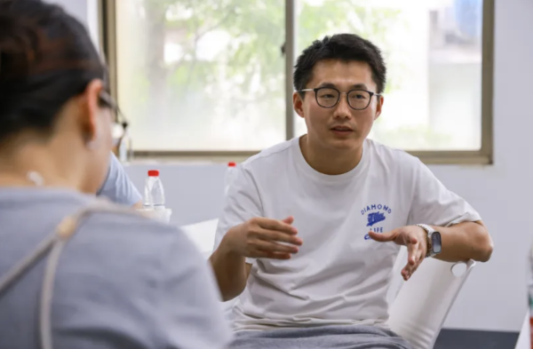 捷希源 “厂二代”升级“创一代”，义乌小商品如何借新电商转型？